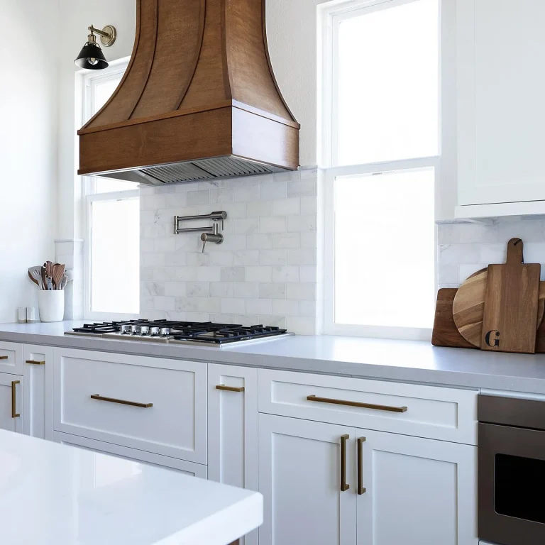 Minimalist Basin Mixer – Matte Black